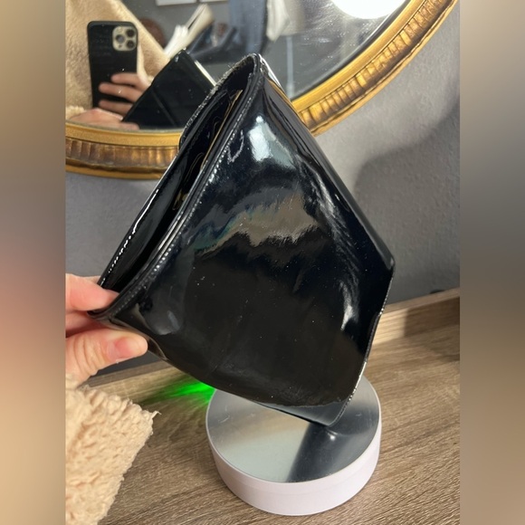 ANDE patent leather purse - Picture 6 of 6